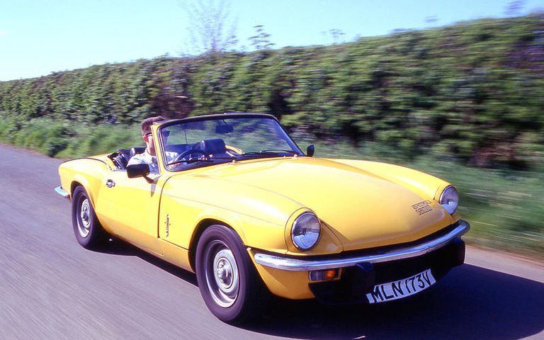 طراز Triumph Spitfire بي إم دبليو Z4