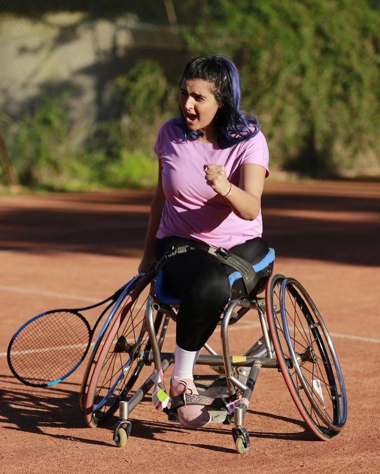 البطلة المغربية نجوى عوان البطلة المغربية نجوى عوان