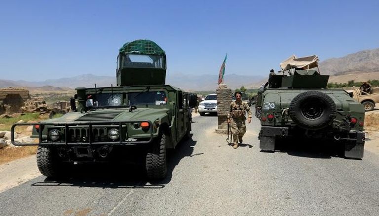 قوات أفغانية في طريقها لعملية أمنية ضد طالبان