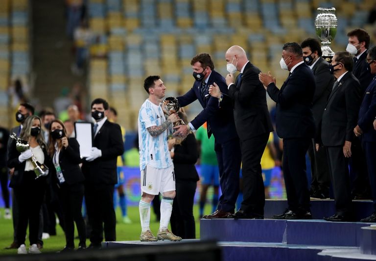 ليونيل ميسي قائد منتخب الأرجنتين