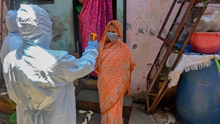 ارتفاع الإصابات في الهند كورونا حول العالم