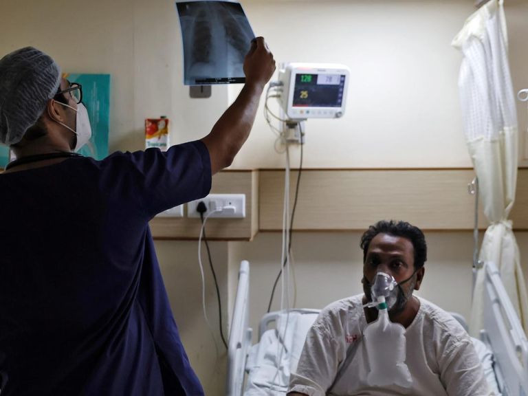 سلالة دلتا المتحورة من فيروس كورونا تهدد العالم