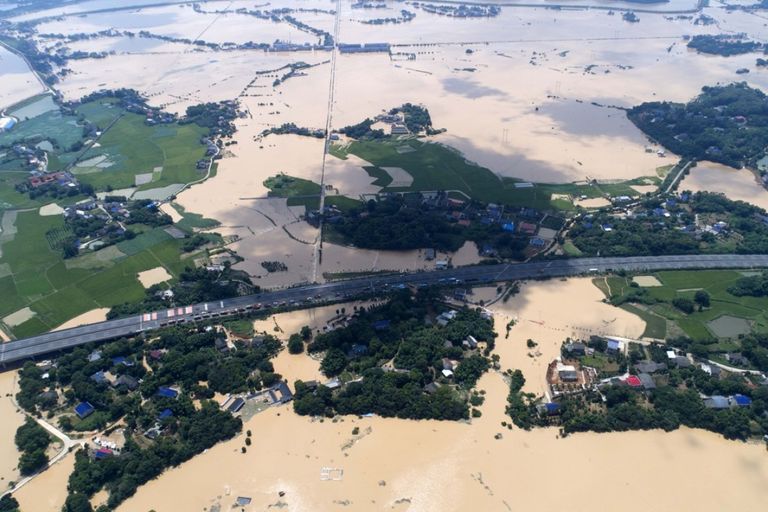 الفيضانات في إقليم سيتشوان الصيني