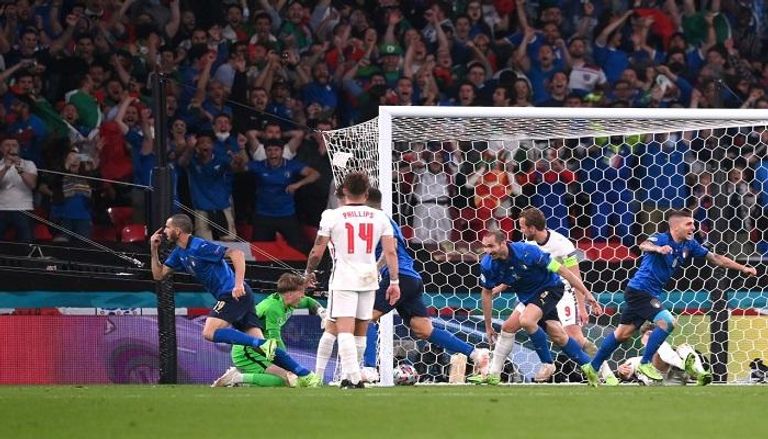 إيطاليا ضد إنجلترا