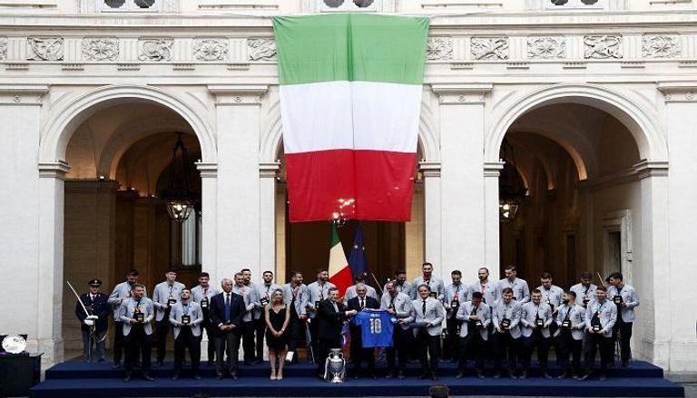 تكريم منتخب إيطاليا من رئيس الوزراء ماريو دراجي