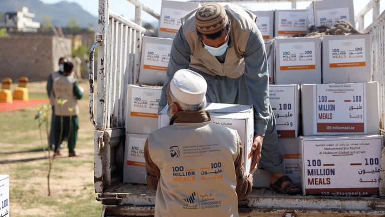 حملة 100 مليون وجبة في بنجلاديش