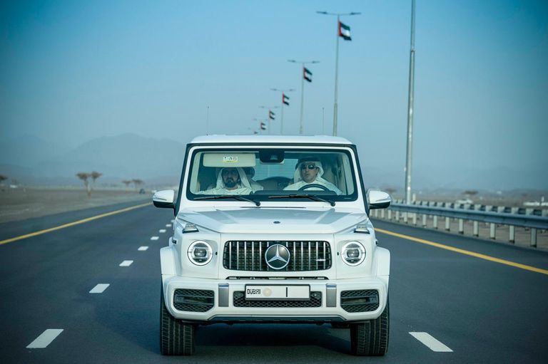 محمد بن راشد يفتتح مشروعات بنية تحتية باستثمارات 1.9 مليار درهم 