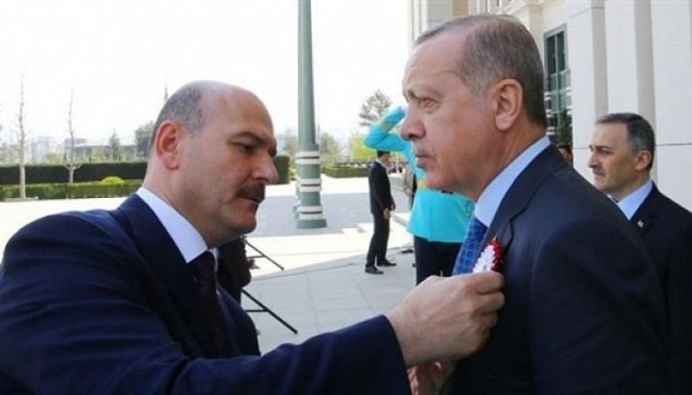 الرئيس التركي ووزير داخليته صويلو
