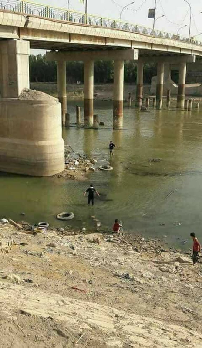 انحسار نهر ديالي بعد موجة جفاف