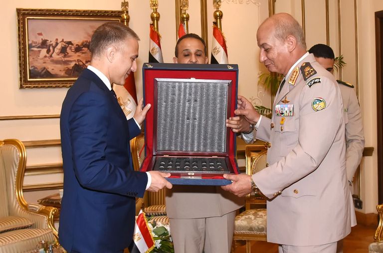 مصر وصربيا توقعان بروتوكول تعاون عسكري