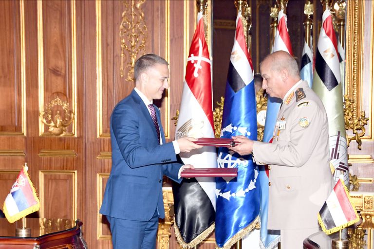 مصر وصربيا توقعان بروتوكول تعاون عسكري