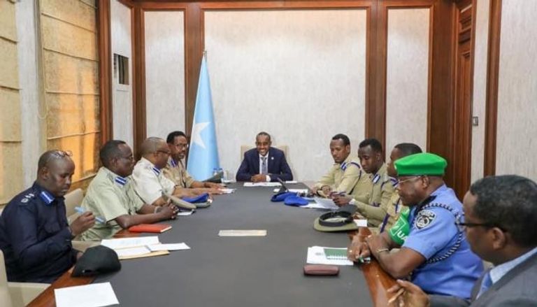 رئيس الوزراء الصومالي خلال اجتماع أمني
