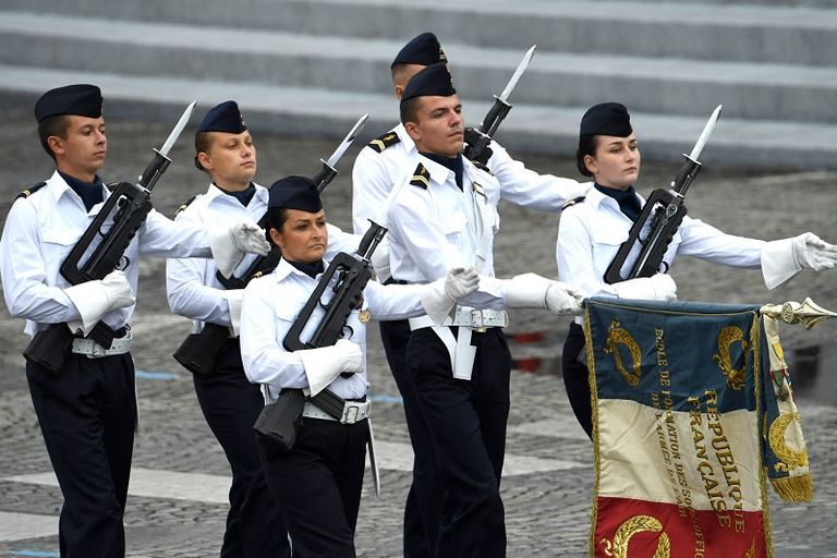 جانب من حضور ماكرون العرض العسكري- الفرنسية