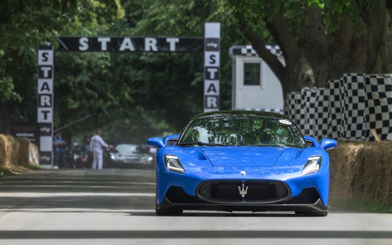 طراز Maserati MC20 طراز Aston Martin Valkyrie