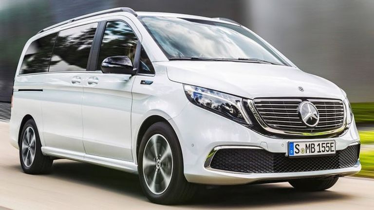 طراز مرسيدس بنز Mercedes-Benz EQV طراز تسلا Tesla Model Y Performance