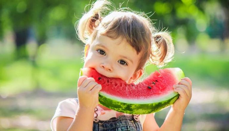 التغذية الصحية المناسبة للأطفال في الصيف