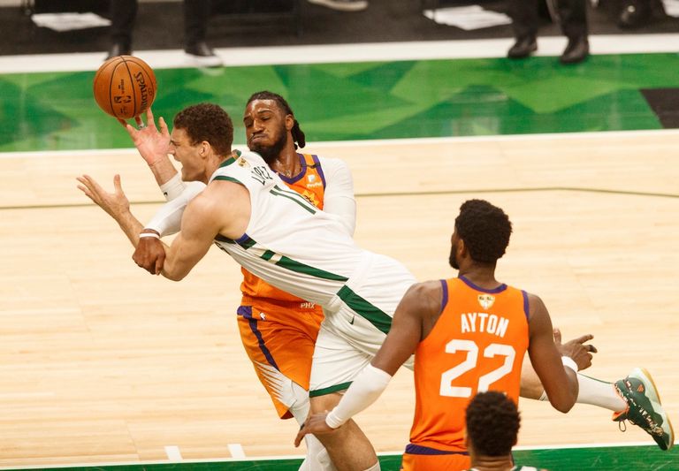 من مباراة ميلووكي باكس وفينيكس صنز من مباراة ميلووكي باكس وفينيكس صنز