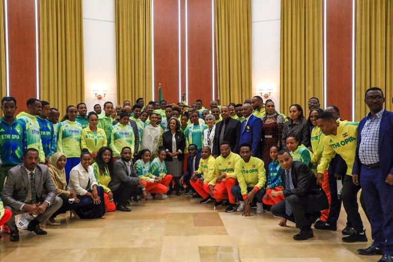 رئيسة إثيوبيا تسلم علم البلاد لبعثة بلادها الأولمبية