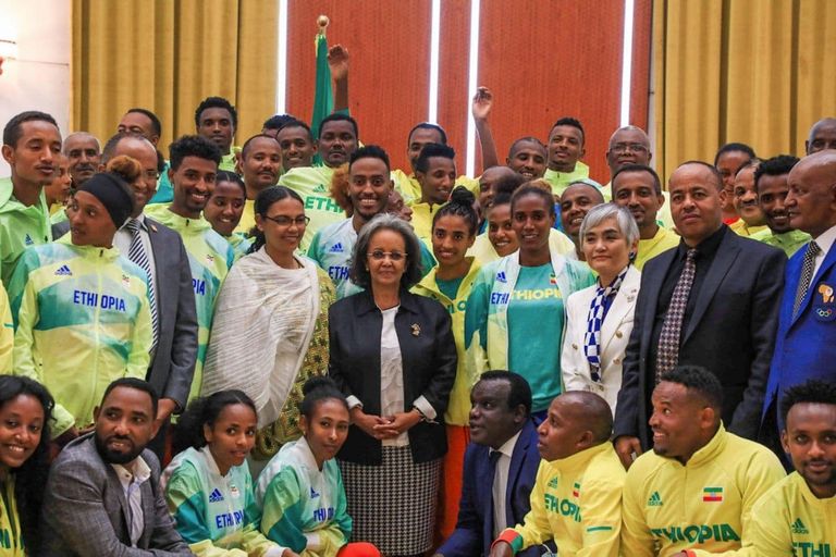 رئيسة إثيوبيا تسلم علم البلاد لبعثة بلادها الأولمبية
