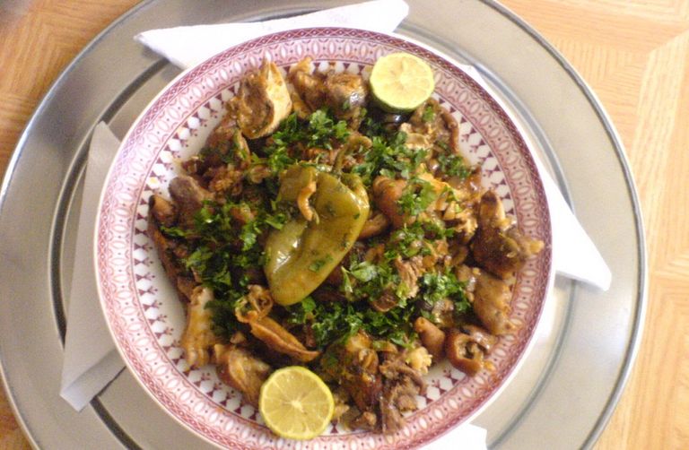 طبق البوزلوف التقليدي لعيد الأضحى في الجزائر طبق البوزلوف التقليدي لعيد الأضحى في الجزائر