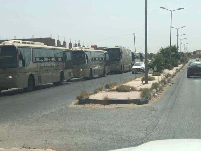 سيارات تابعة لمليشيات 444