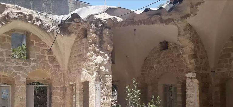 جانب من قصر الغصين