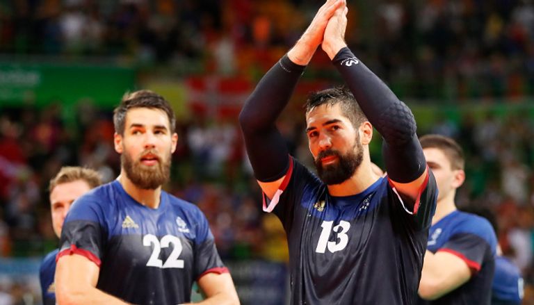 لوكا ونيكولا كاراباتيتش من المنتخب الفرنسي لكرة اليد الشقيقتان كوردا ونيلي وجيسيكا ضمن الفريق الأمريكي للجولف