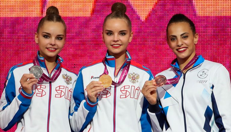 التوأم أفيرينا والإسرائيلي لينوي أشرام الشقيقتان كوردا ونيلي وجيسيكا ضمن الفريق الأمريكي للجولف