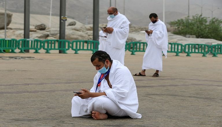 حجاج على جبل عرفات