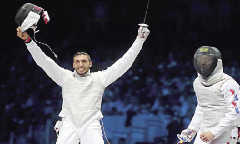 علاء أبو القاسم أحمد الأحمر حامل علم مصر في أولمبياد ريو دي جانيرو 2016