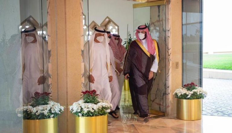  الشيخ محمد بن زايد آل نهيان يصل إلى الرياض