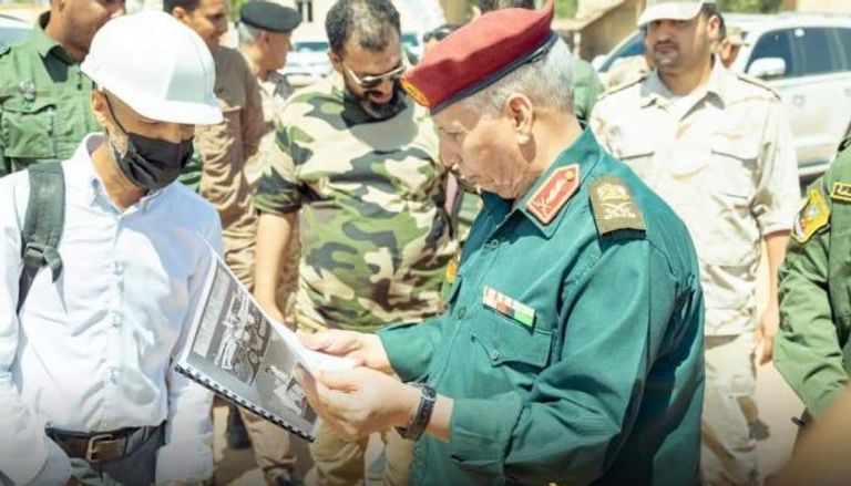 الجيش الليبي يبني مستشفى وفندقا 