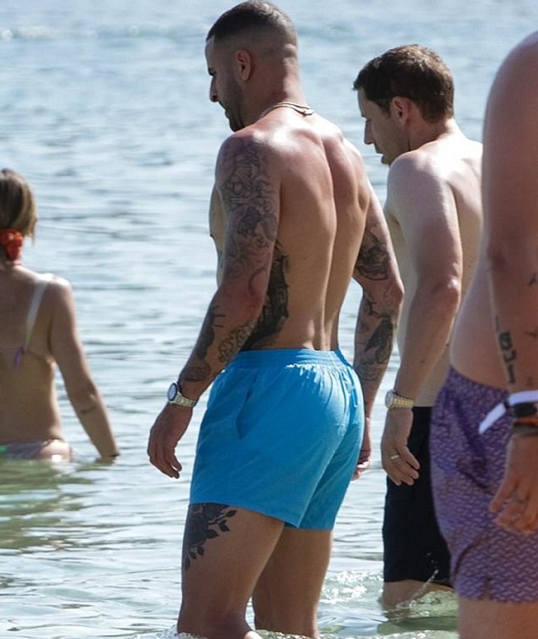 كيلي ووكر منتخب إنجلترا