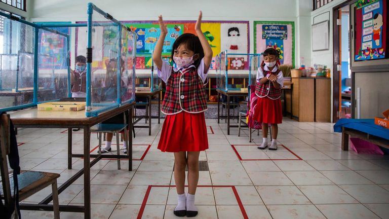 كورونا حول العالم كورونا يواصل الانتشار حول العالم