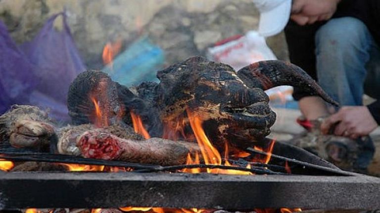 خروف أمام منزل مغربي - صورة أرشيفية