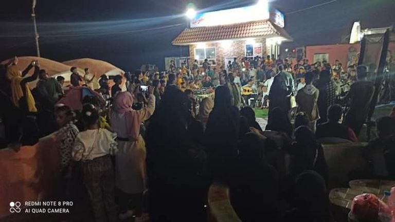 يمنيون يحتفلون بعيد الأضحى المبارك