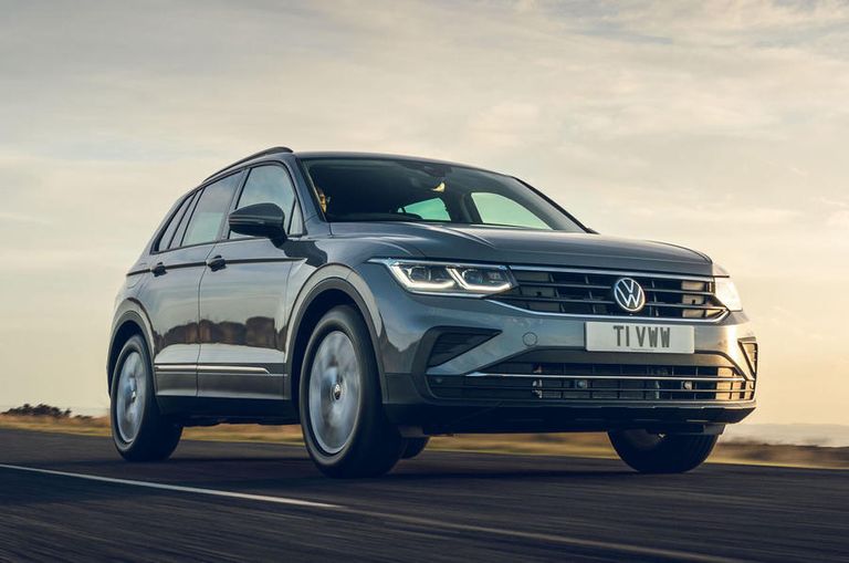 طراز Volkswagen Tiguan سيارة Range Rover Evoque