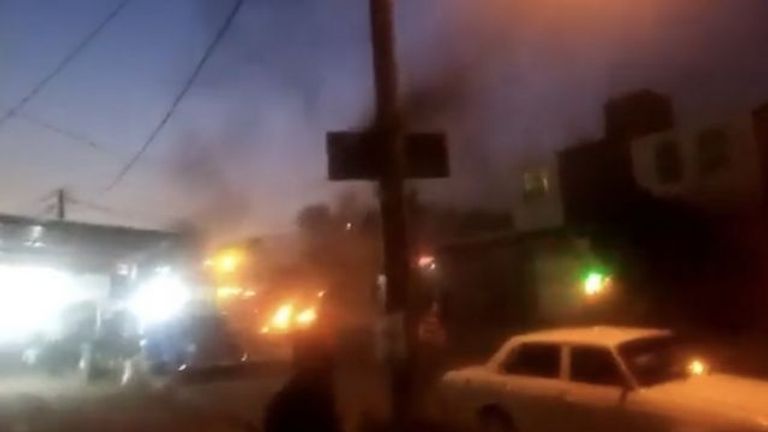 جانب من الاحتجاجات التي تشهدها إيران