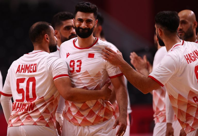  التونسي محمّد خليل الجندوبي يحتفل بأول ميدالية عربية