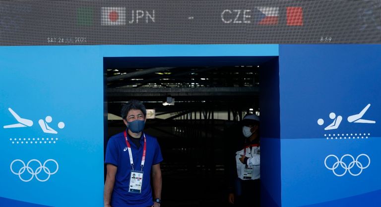 فوز اليابان بمنافسات الطائرة الشاطئية بعد انسحاب التشيك