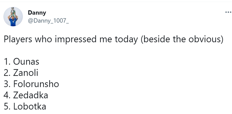 الجزائري كريم زدادكة لاعب نابولي الإيطالي