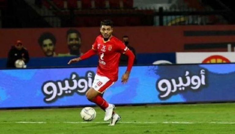 محمد شريف مهاجم الأهلي هداف الدوري المصري