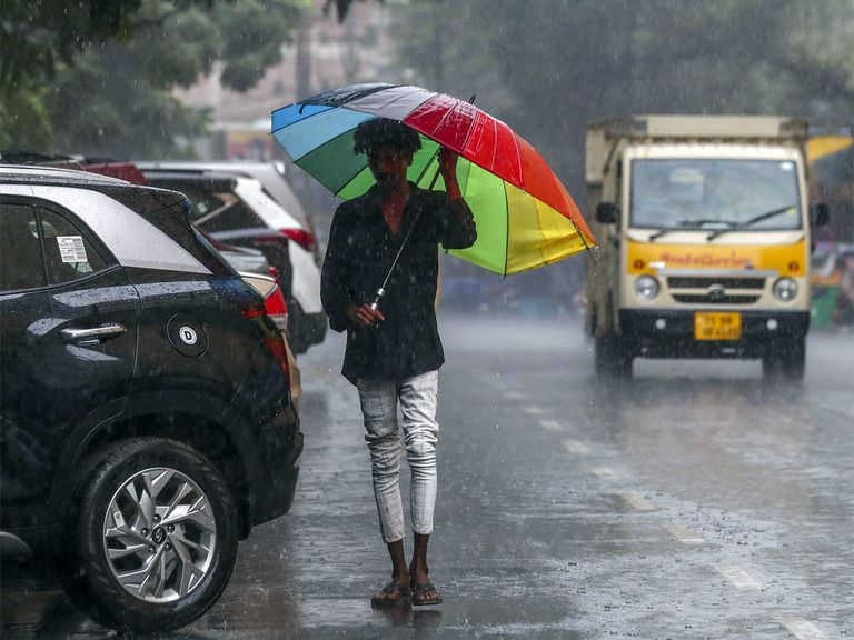 الأمطار الغزيرة تفاقم أزمة الهند