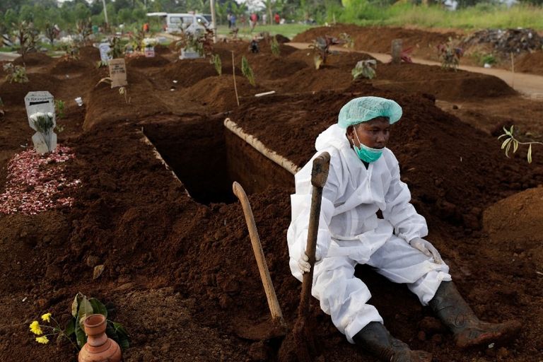 كورونا يضرب جنوب شرق آسيا