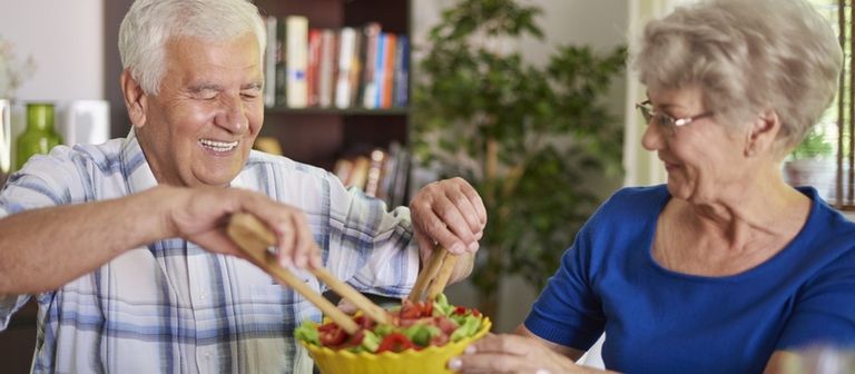 أطعمة تساعدك على تأخير علامات الشيخوخة.. تعرفي عليها الأن
