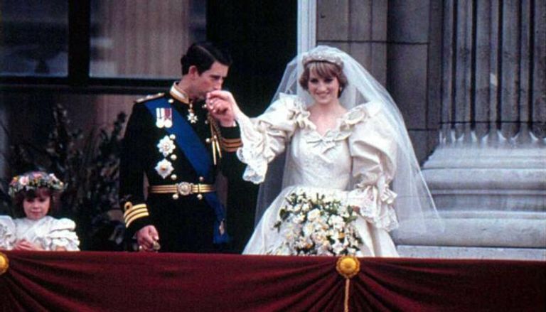 الأمير تشارلز والأميرة ديانا في حفل زفافهما عام 1981
