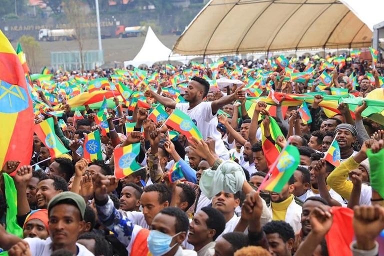 جانب من شباب أديس أبابا المتوجه لمراكز التدريب العسكرية