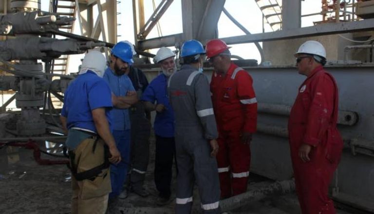 عمال بقطاع النفط الليبي 
