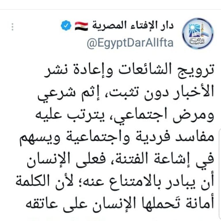 الفنانة دلال عبدالعزيز 