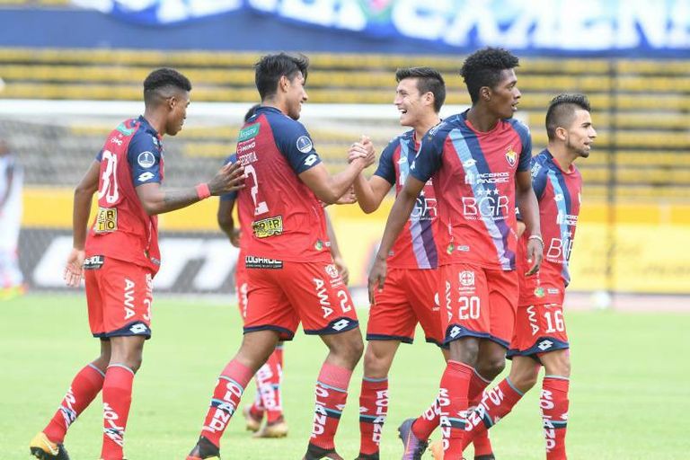 فريق إل ناسيونال الإكوادوري أتلتيك بلباو الإسباني